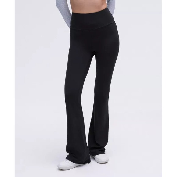 Lululemon Groove Super High Rise Flared Pants Nulu Black Athletic Leggings Size4 - Picture 1 of 7